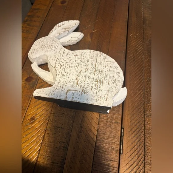 Rustic Easter Decor - Picture 2 of 3